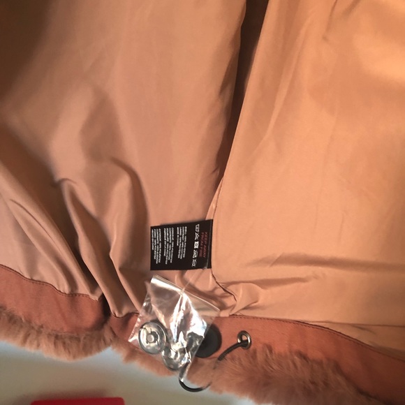 Brand new never worn Urban Outfitters Rose Fur Coat - Picture 4 of 4